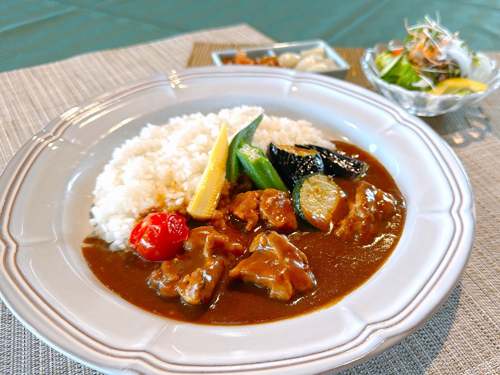 夏野菜のチキンカレー